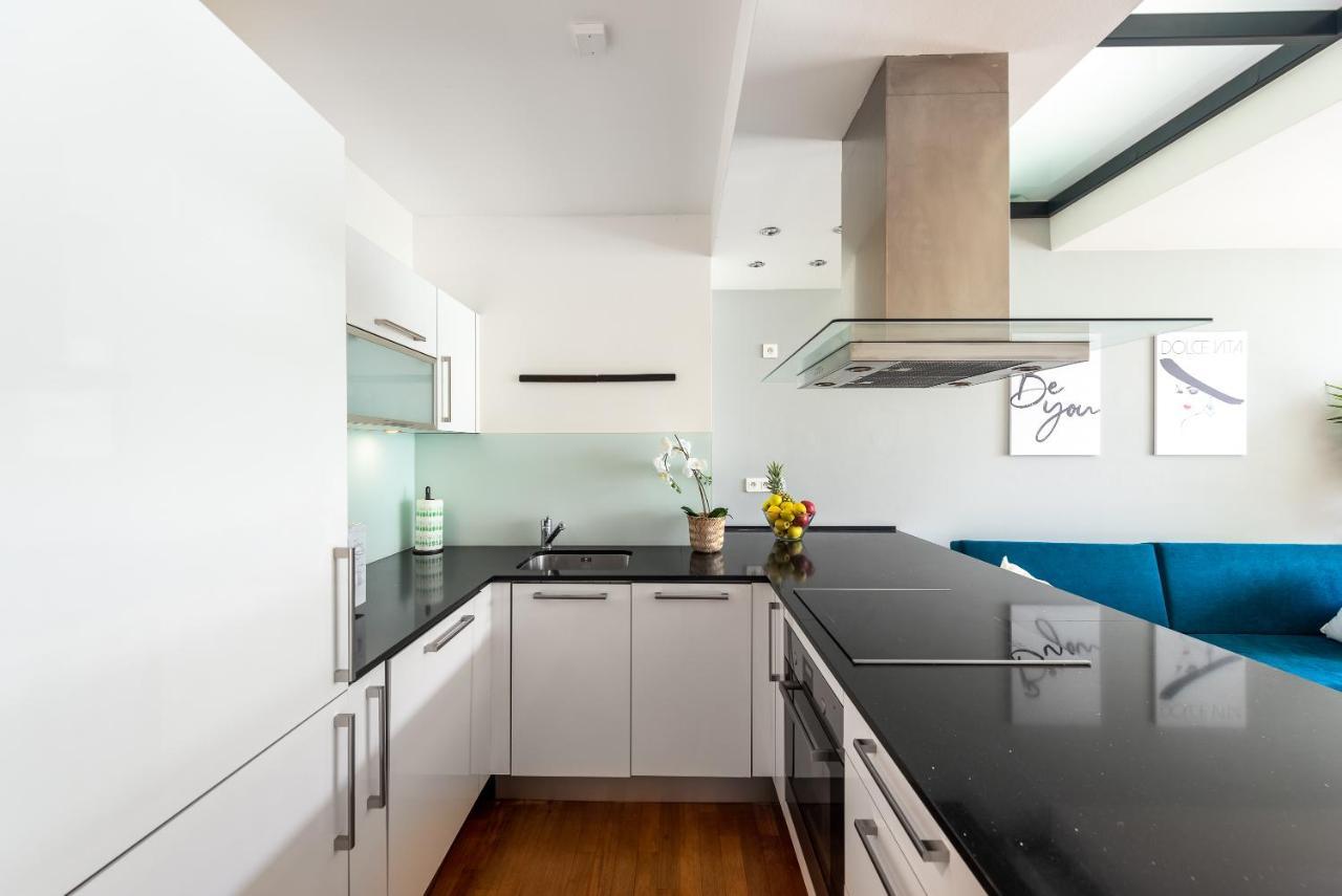 Apartment With Balcony And Parking Near The Prague Museum Eksteriør billede
