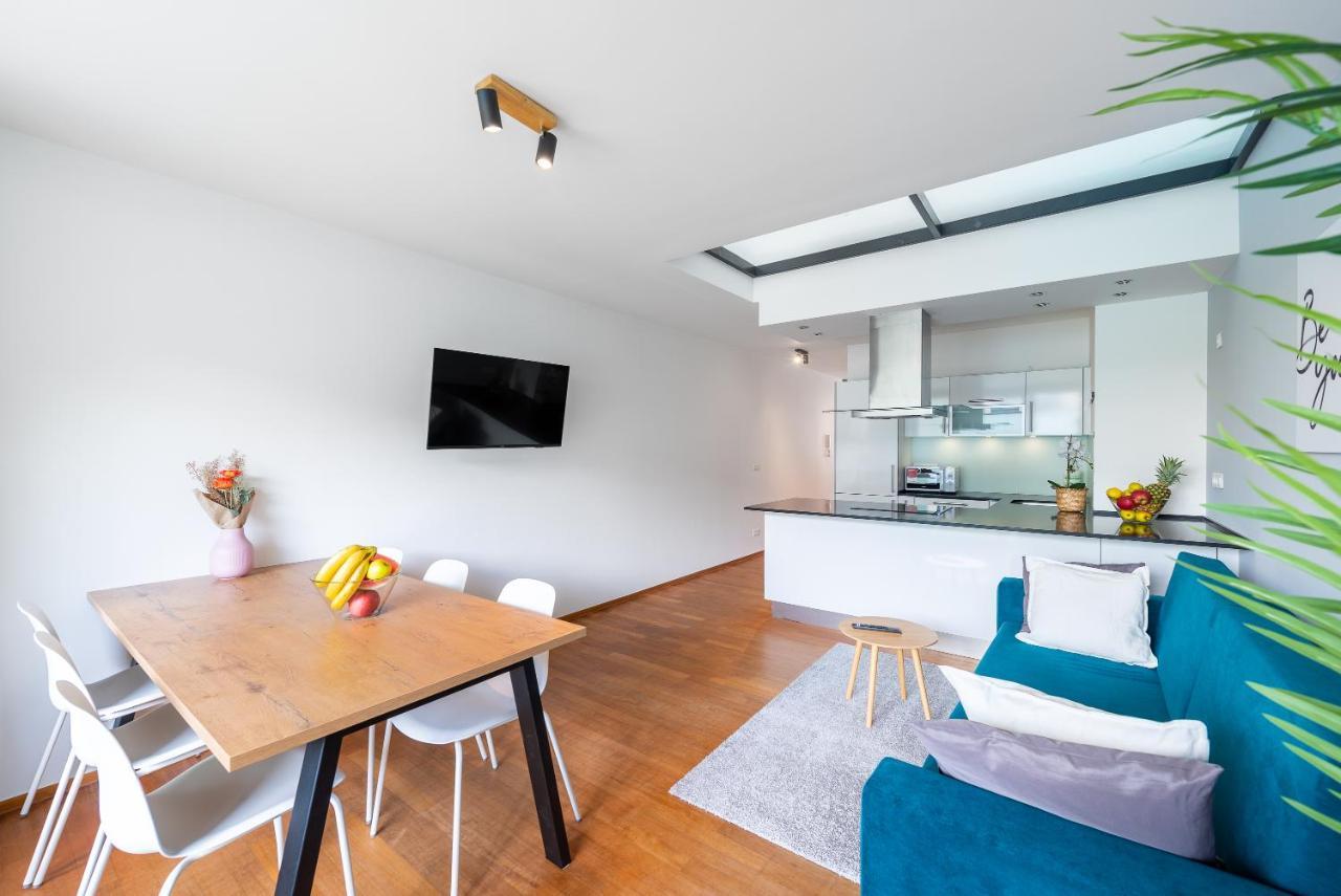 Apartment With Balcony And Parking Near The Prague Museum Eksteriør billede